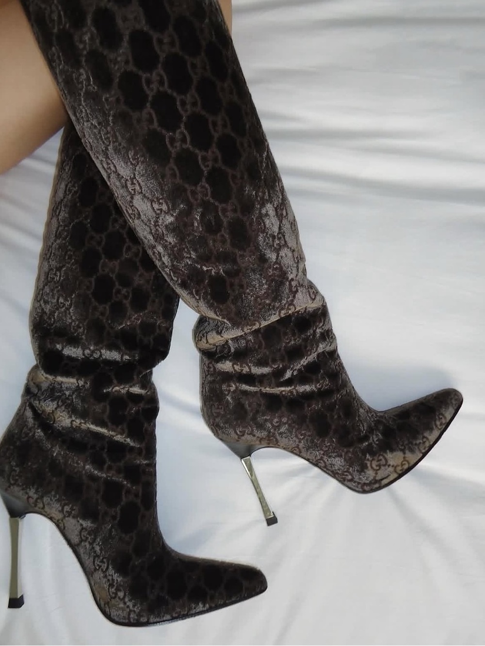 F/W 1997 Tom Ford for Gucci GG Monogram Velvet Metal Heel Knee High Boots EU 38